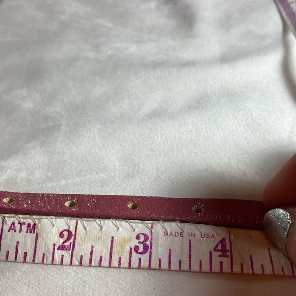 Skinny pink leather belt 30-33" - Picture 3 of 5